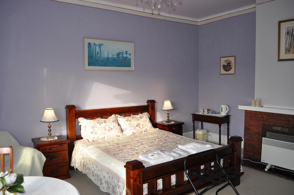 Roslyn House Bed & Breakfast Bushy Park Bagian luar foto