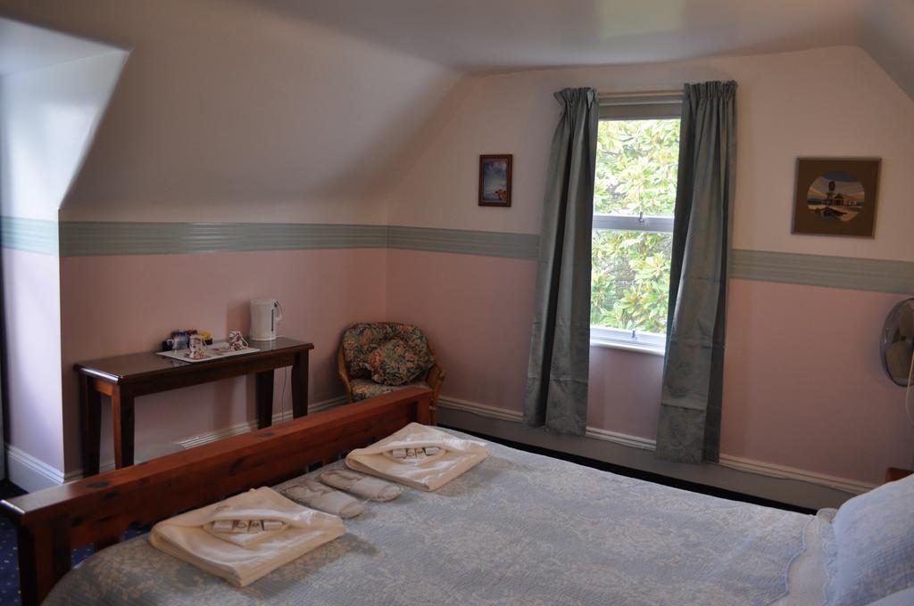 Roslyn House Bed & Breakfast Bushy Park Bagian luar foto