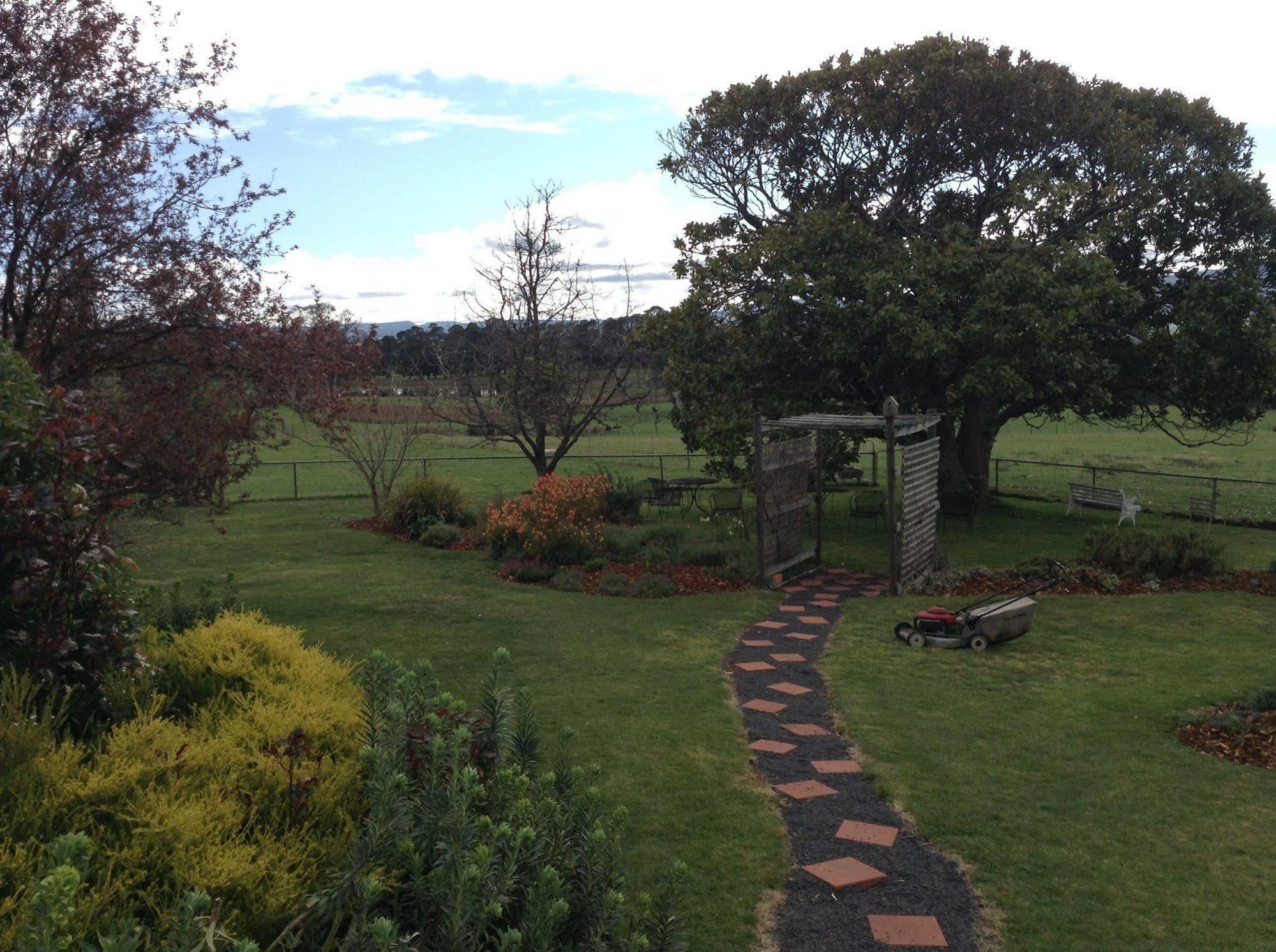 Roslyn House Bed & Breakfast Bushy Park Bagian luar foto